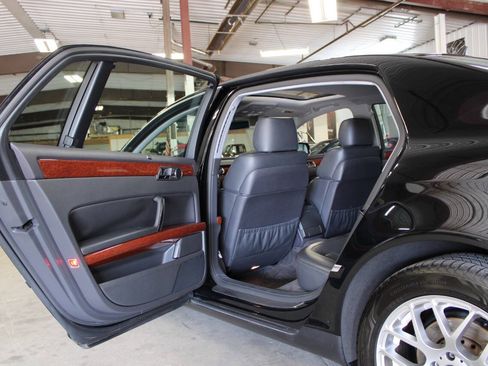 Used 2004 Volkswagen Phaeton V8 AWD/4WD image 31