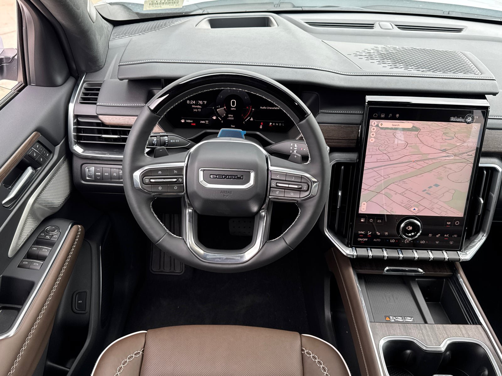 Used 2026 GMC Acadia Denali Ultimate w/ LPO, Floor Liner Package AWD/4WD image 24