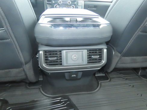 Used 2025 Ford F150 Lariat w/ Equipment Group 501A Mid AWD/4WD image 21