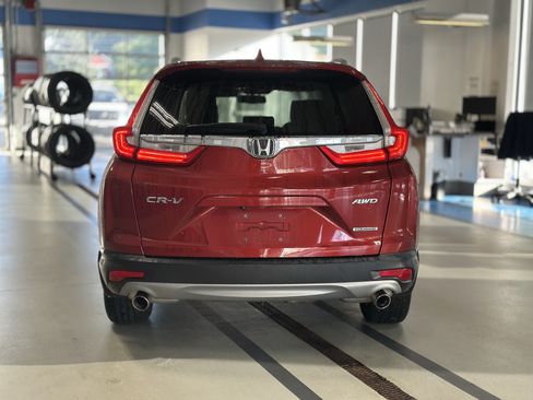 Used 2019 Honda CR-V Touring image 6