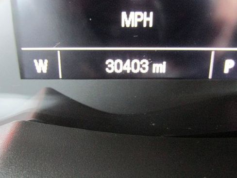 Used 2018 Chevrolet Trax LT w/ Sun & Sound Package FWD image 6
