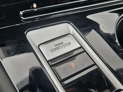 New 2026 Volkswagen Atlas Cross Sport SEL R-Line image 15