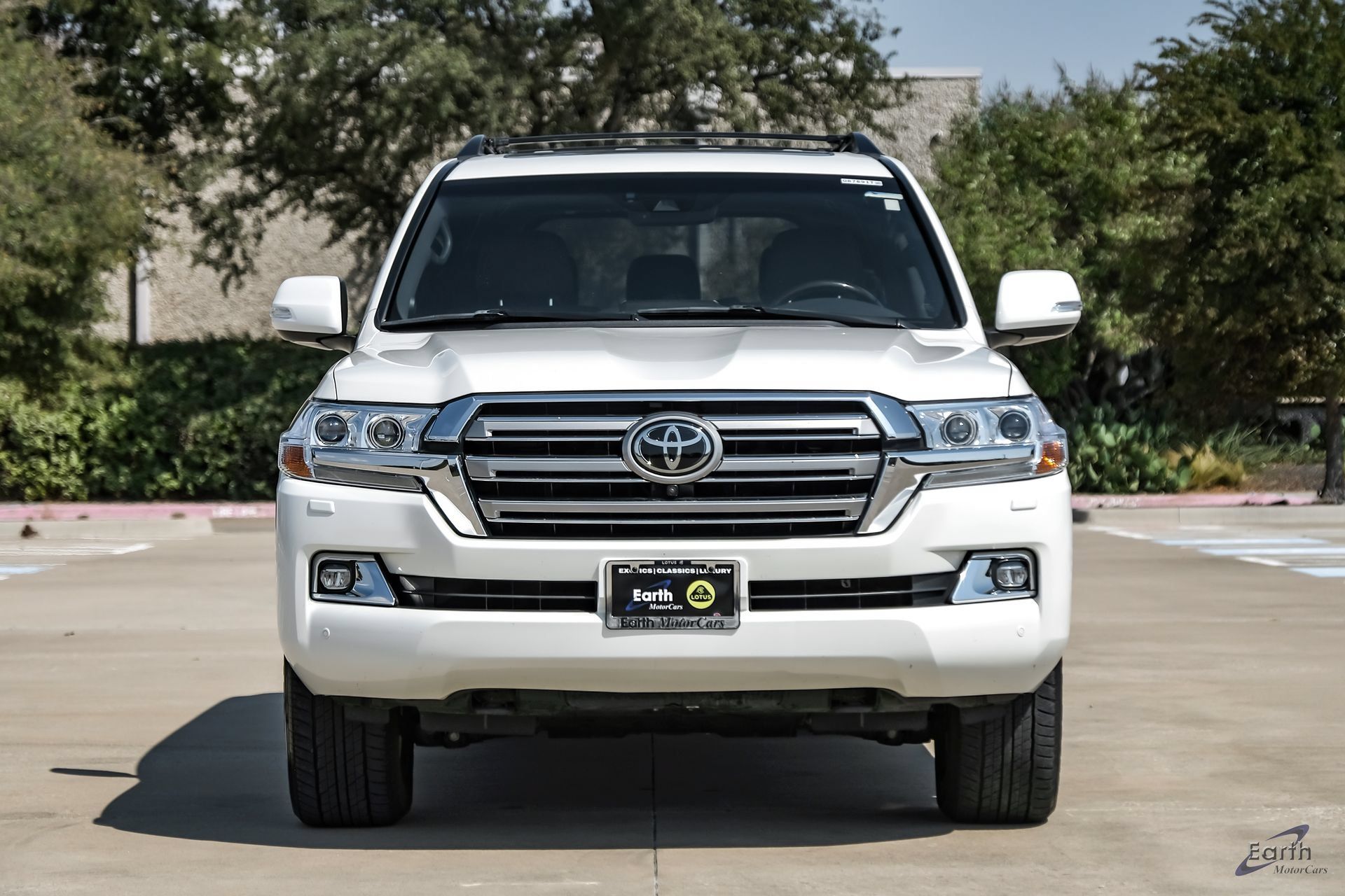 Used 2020 Toyota Land Cruiser AWD/4WD image 27