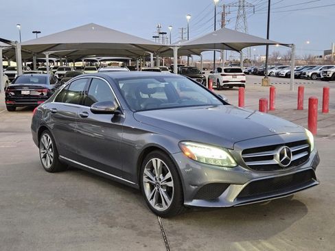 Used 2019 Mercedes-Benz C 300 Sedan image 3