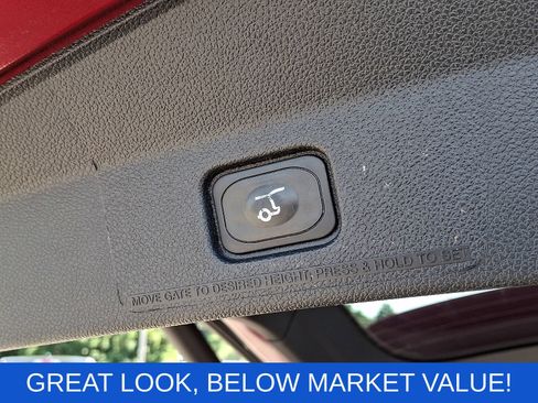 Used 2017 Ford Explorer Limited w/ Equipment Group 301A AWD/4WD image 8