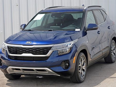 Used 2021 Kia Seltos EX image 43