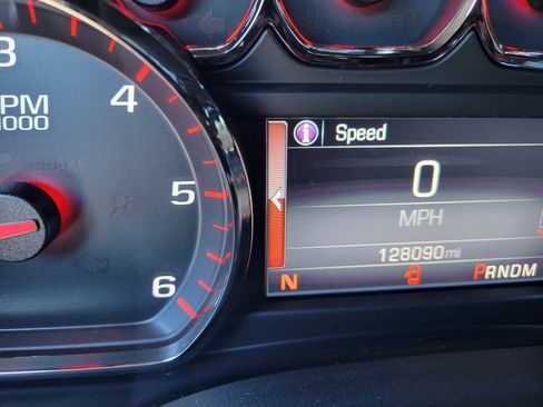 Certified 2016 GMC Yukon SLT image 18