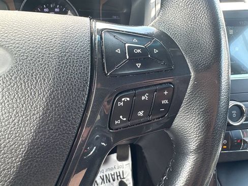 Used 2019 Ford Explorer XLT w/ Equipment Group 202A AWD/4WD image 19