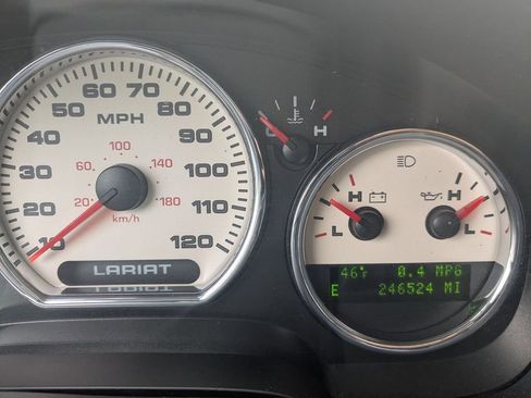 Used 2004 Ford F150 XLT image 11