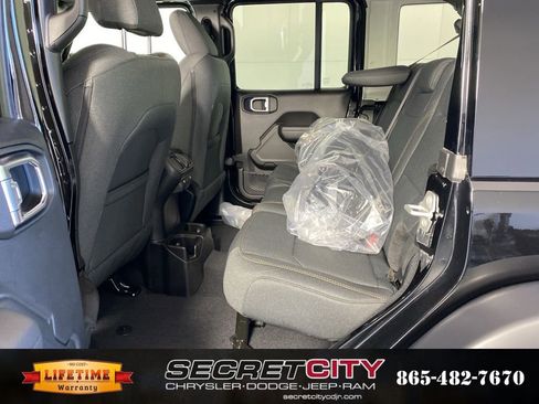 New 2026 Jeep Wrangler Unlimited Sport image 30