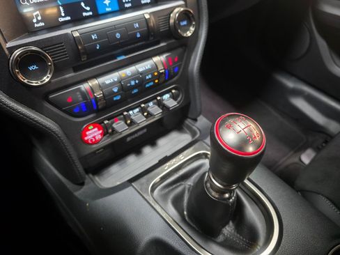 Used 2017 Ford Mustang Shelby GT350 RWD image 37