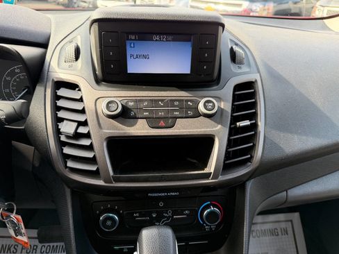 Used 2020 Ford Transit Connect XL FWD image 18