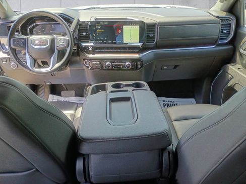 Used 2025 GMC Sierra 1500 SLT AWD/4WD image 11
