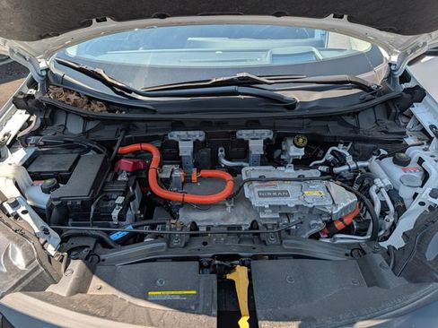 Used 2024 Nissan Ariya AWD image 10