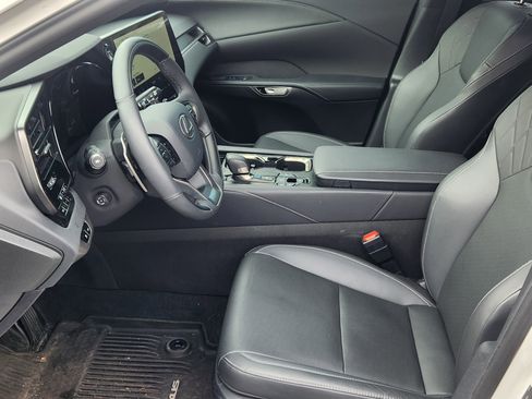 Certified 2025 Lexus RX 350h w/ Convenience Package image 12