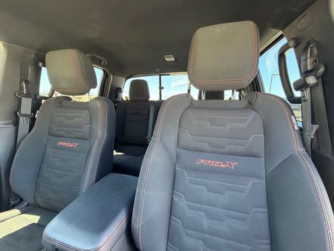 Used 2022 Nissan Frontier Pro-X RWD image 13