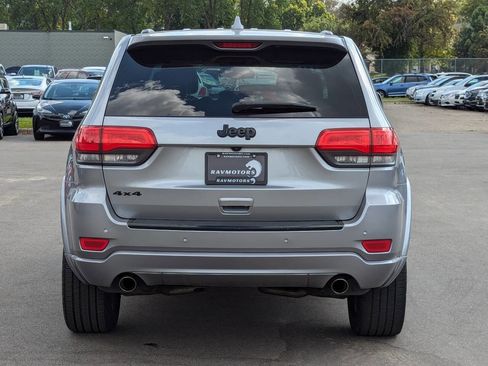 Used 2015 Jeep Grand Cherokee Altitude image 11