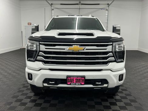 Used 2024 Chevrolet Silverado 3500 High Country w/ High Country Premium Package AWD/4WD image 5