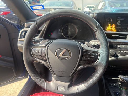 Used 2019 Lexus ES 350 F Sport w/ Accessory Package 2 image 7