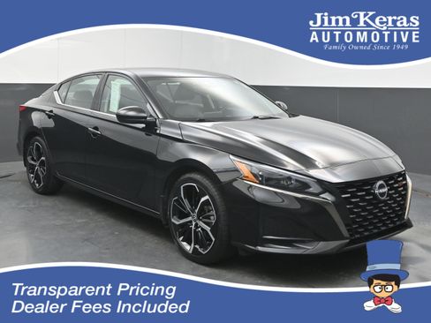 Certified 2025 Nissan Altima 2.5 SR FWD image 1