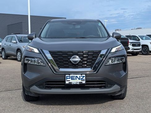 Used 2023 Nissan Rogue SV AWD/4WD image 2
