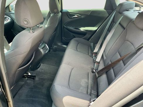 Used 2022 Chevrolet Malibu LT FWD image 25