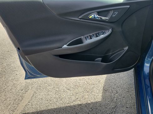 Used 2025 Chevrolet Malibu LT FWD image 23