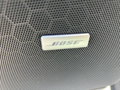 Used 2017 Cadillac XT5 Platinum w/ Driver Assist Package image 19