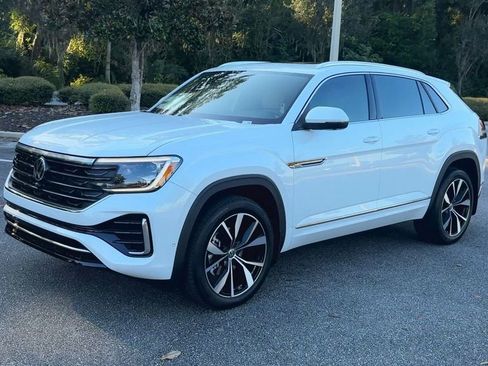 New 2026 Volkswagen Atlas Cross Sport SEL Premium R-Line image 4