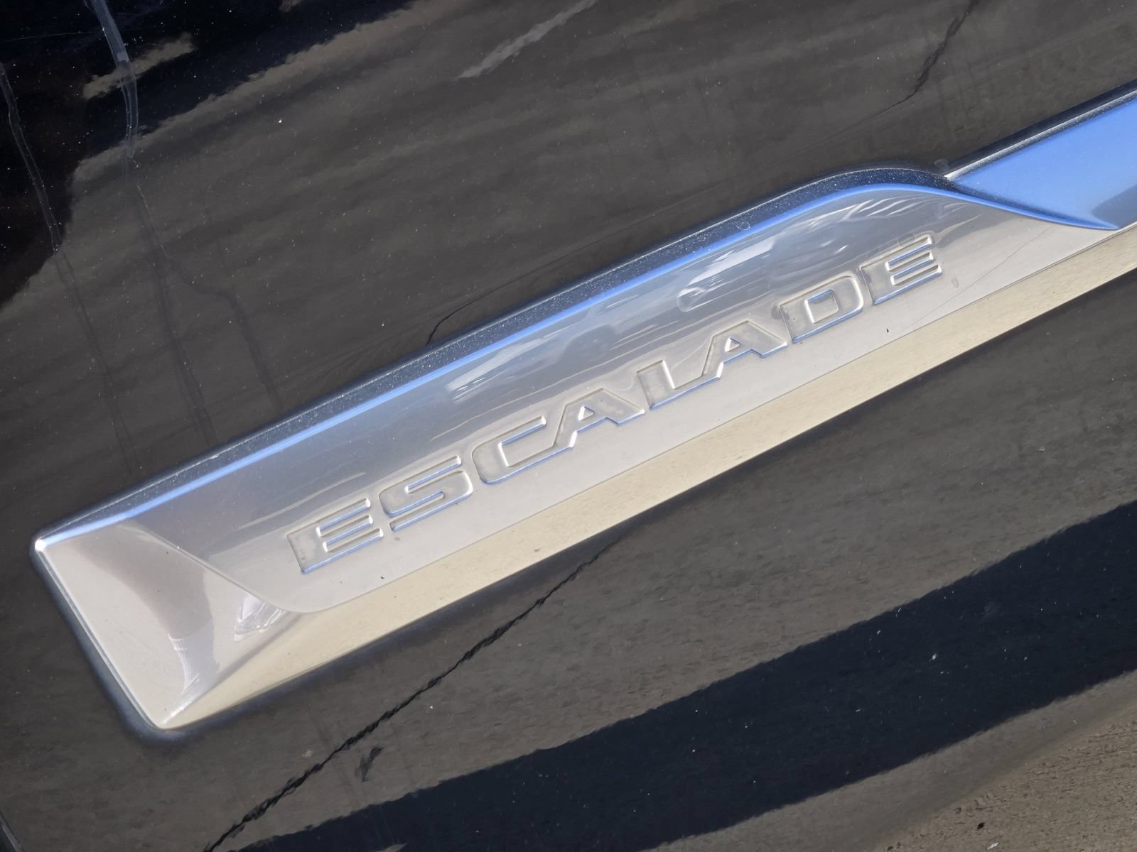 Used 2020 Cadillac Escalade Platinum AWD/4WD image 12