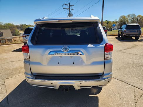 Used 2013 Toyota 4Runner SR5 image 5