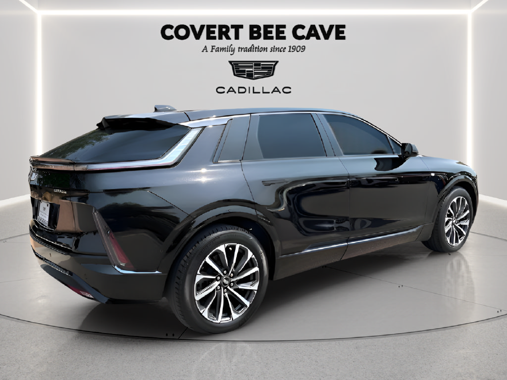 Used 2024 Cadillac Lyriq Sport AWD/4WD image 10