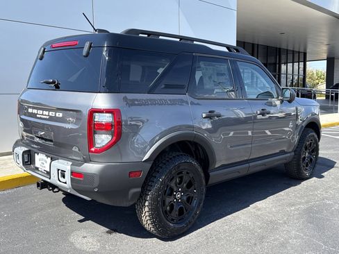 New 2026 Ford Bronco Sport Outer Banks w/ Sasquatch Outer Banks Package AWD/4WD image 4