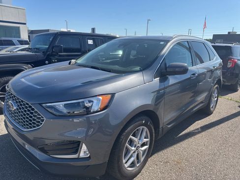 Used 2024 Ford Edge SEL w/ Convenience Package AWD/4WD image 25