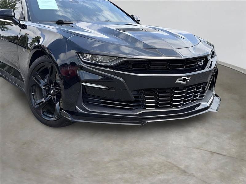 Used 2019 Chevrolet Camaro SS RWD image 9
