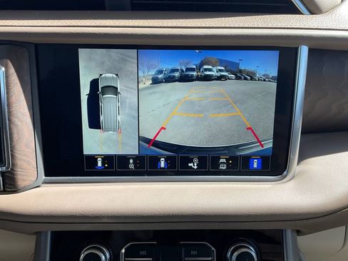 Used 2024 GMC Yukon XL Denali w/ Max Trailering Package image 17