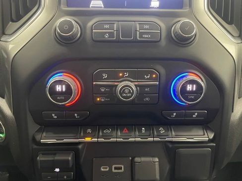 Certified 2021 Chevrolet Silverado 1500 RST image 5