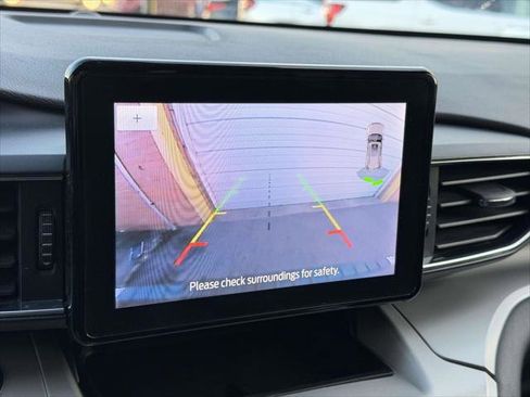 Used 2023 Ford Explorer XLT w/ Equipment Group 202A image 29