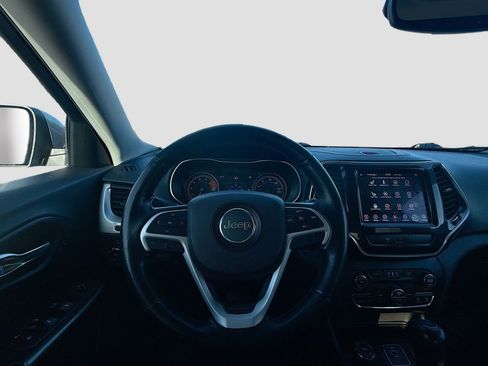 Used 2019 Jeep Cherokee Limited AWD/4WD image 11