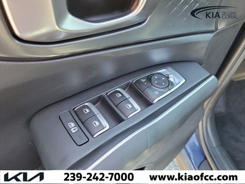 Certified 2024 Kia Sorento EX w/ Panoramic Sunroof Package FWD image 23