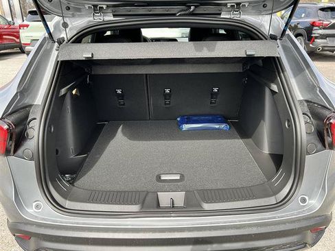 New 2026 Chevrolet Trax RS FWD image 5