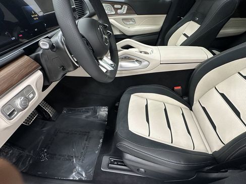 New 2026 Mercedes-Benz GLE 53 AMG GLE 53 AMG image 9