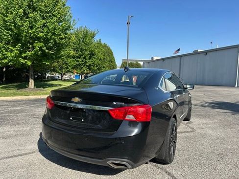 Used 2017 Chevrolet Impala Premier w/ Enhanced Convenience Package FWD image 4