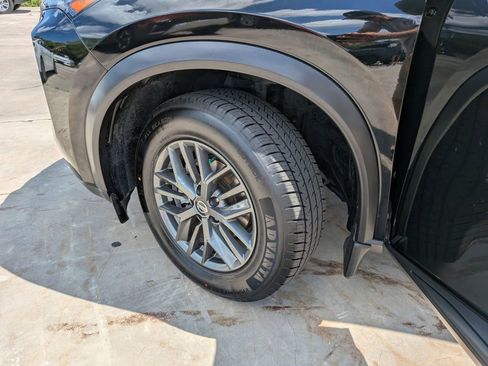 Used 2021 Nissan Rogue S FWD image 35
