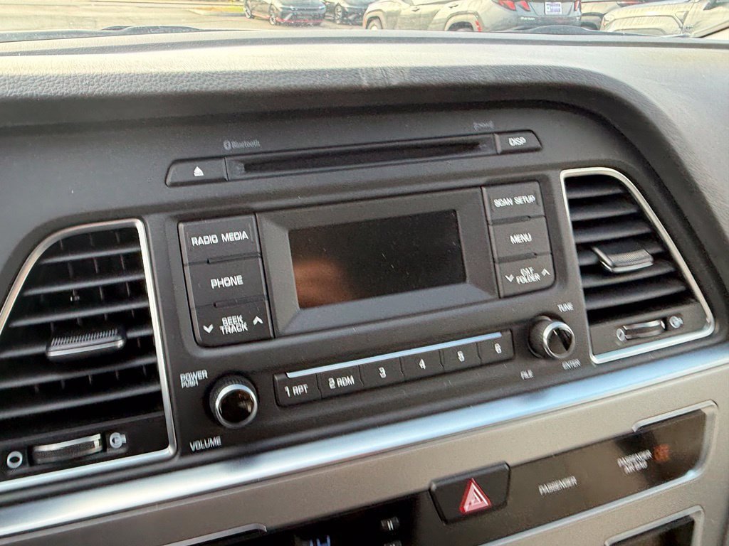 Used 2015 Hyundai Sonata SE FWD image 27
