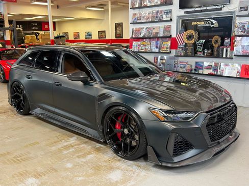 Used 2021 Audi RS 6 AWD/4WD image 4