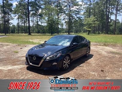 Used 2022 Nissan Altima 2.5 SR