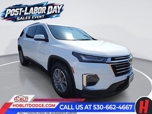 Used 2023 Chevrolet Traverse LT AWD/4WD image 1