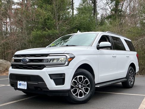 Used 2022 Ford Expedition XLT AWD/4WD image 1