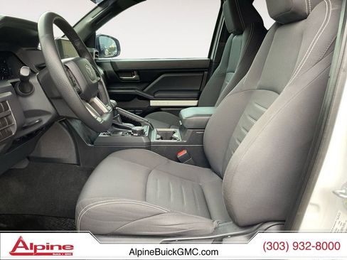 Used 2024 Toyota Tacoma TRD Sport AWD/4WD image 9